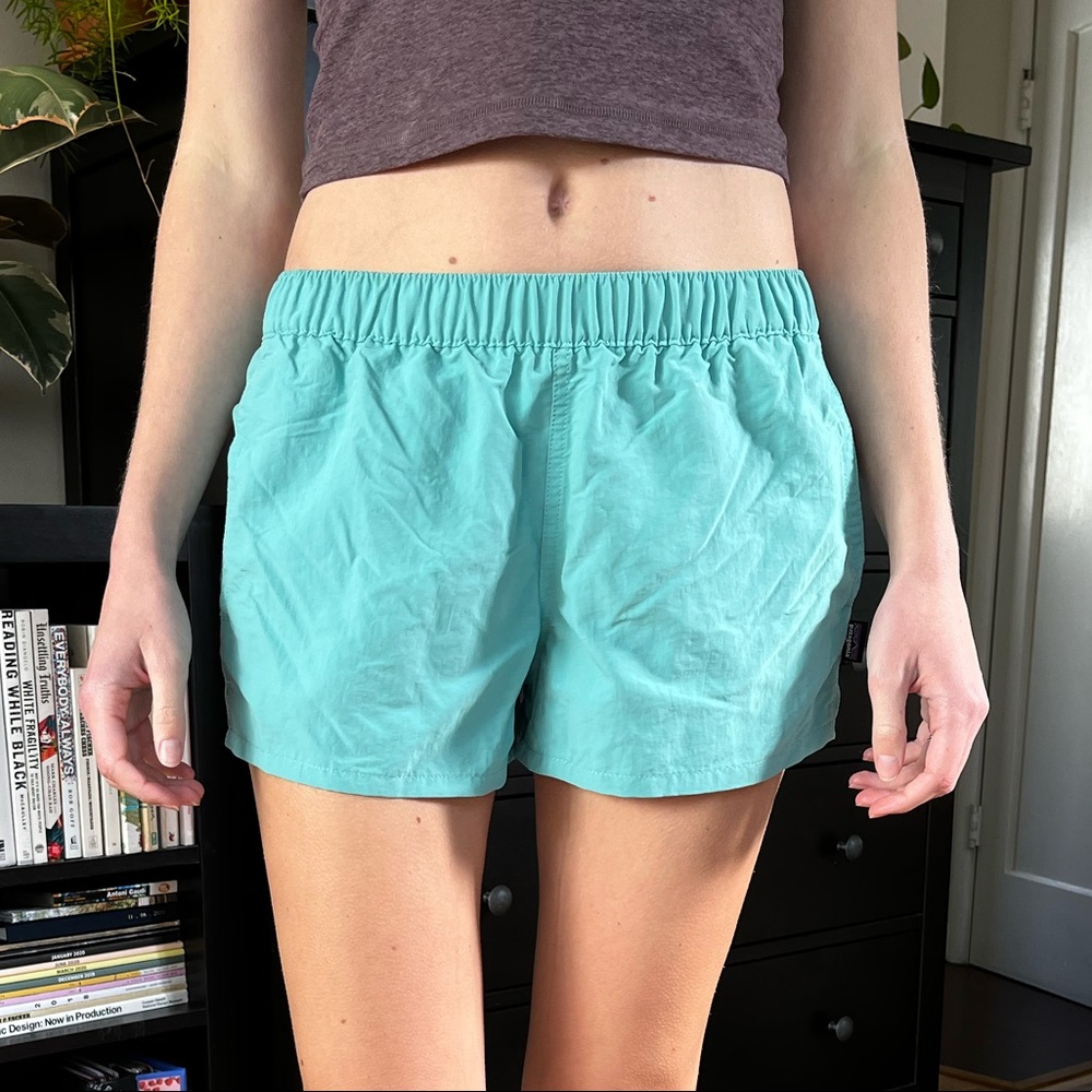 Patagonia Barely Baggies Shorts - Women’s Size Small